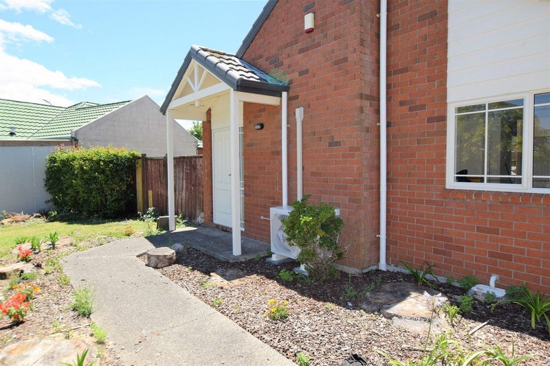 3 Hibernian Drive, Ranui, Auckland - Carousel 1