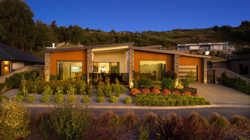 9 Highland Drive, Richmond - Carousel 1