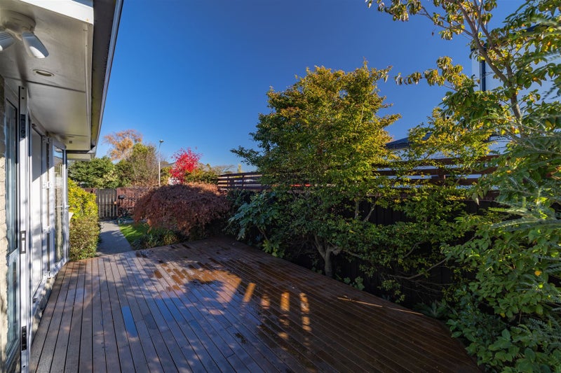 1/6 Evesham Crescent, Spreydon, Christchurch - Carousel 21