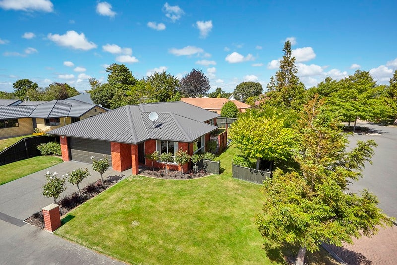 23 Riegler Place, Belfast, Christchurch - Carousel 1