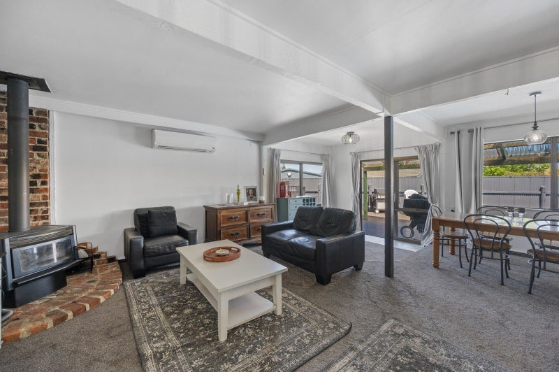 33 Duckworth Crescent, Greenmeadows, Napier - Carousel 1