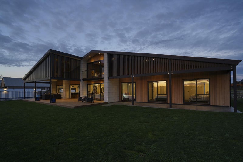 8D East Ridge Grove, Newstead, Hamilton - Carousel 2