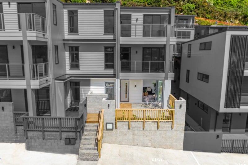 2/69 Tiketike Way, Brooklyn, Wellington - Carousel 2