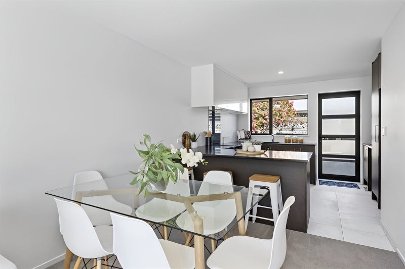 3/42 Barbour Street, Waltham, Christchurch - Carousel 2