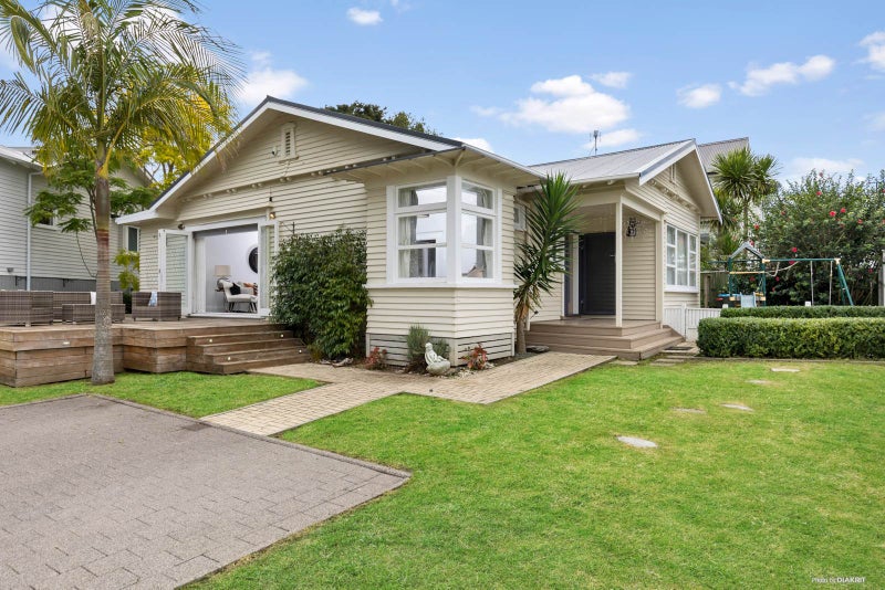 11 Peach Parade, Remuera, Auckland - Carousel 1