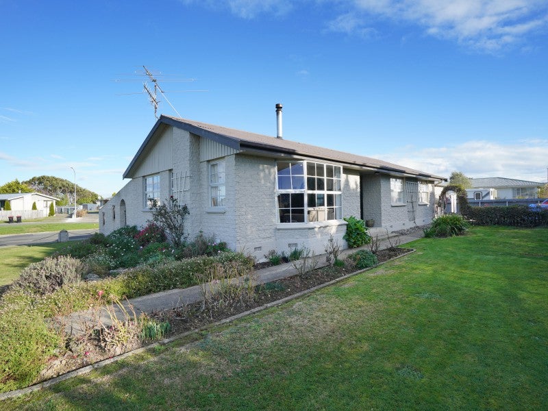 22 Moray Crescent, Grasmere, Invercargill - Carousel 1