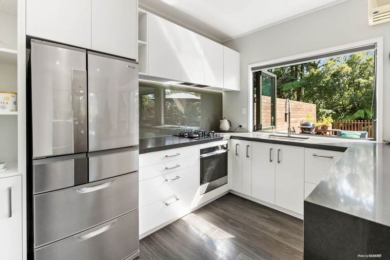 2/67 Raleigh Road, Northcote, Auckland - Carousel 2
