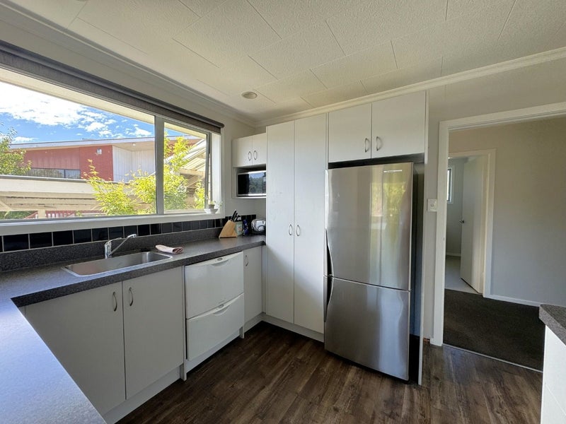 22 Kinmont Crescent, Kinmont Park, Mosgiel - Carousel 2