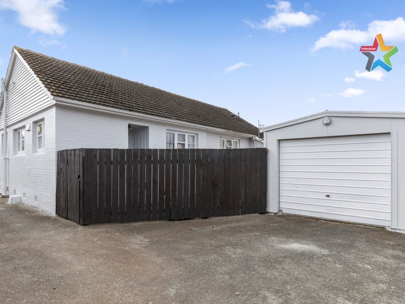 34A Athlone Crescent, Boulcott, Lower Hutt - Carousel 13