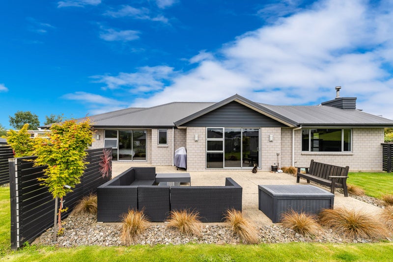 9 Reeves Street, Green Island, Dunedin - Carousel 15