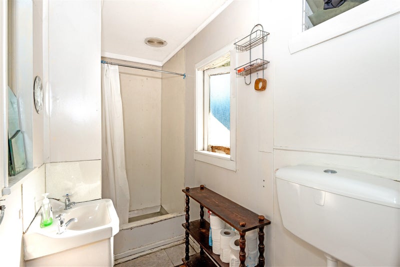 15 Martin Road, Outer Kaiti, Gisborne - Carousel 5