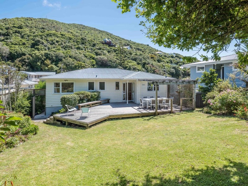173 Campbell Street, Karori, Wellington - Carousel 13