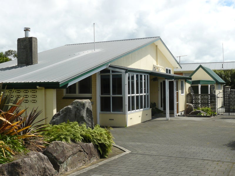 2 Morey Street, Owhata, Rotorua - Carousel 1