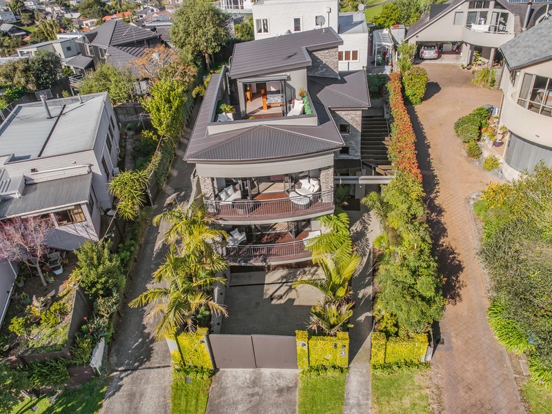 9A Te Arawa Street, Orakei, Auckland - Carousel 2