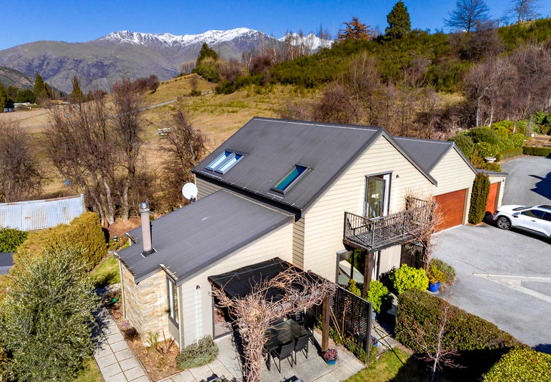 3 Chartres Lane, Arrowtown, Arrowtown - Carousel 2