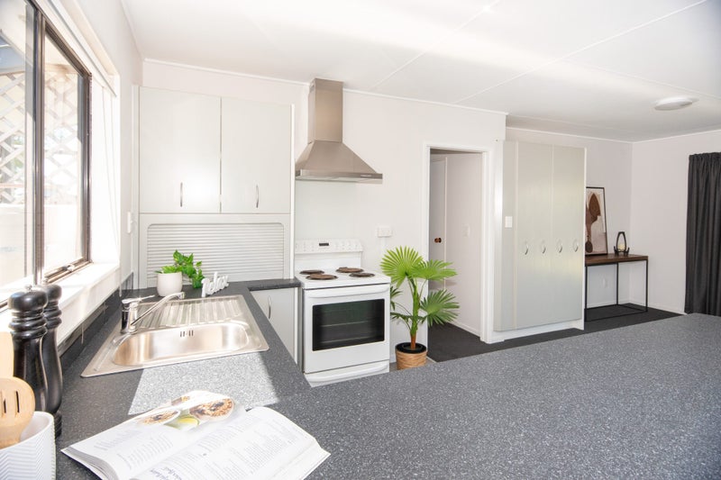 13 Reeves Close, Fairview Downs, Hamilton - Carousel 2