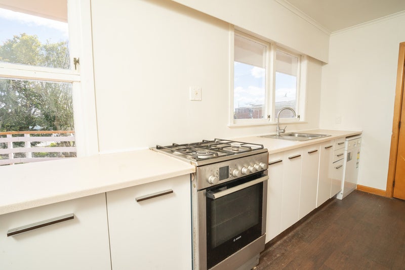 47 Corrin Street, Melville, Hamilton - Carousel 2