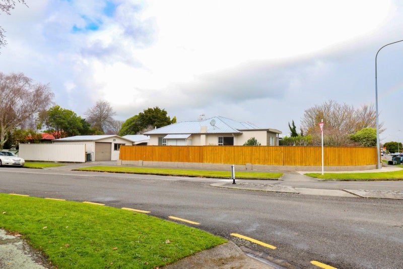 305 Albert Street, Hokowhitu, Palmerston North - Carousel 1