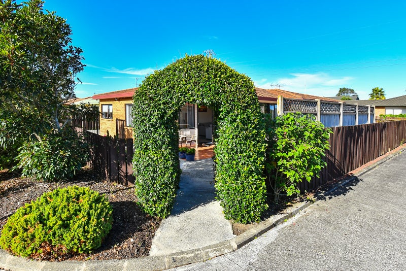 18 Botanic View, Manurewa, Auckland - Carousel 1