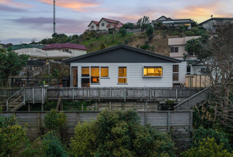 10A Sunningdale Lane, Woodridge, Wellington - Carousel 1