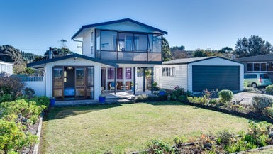 199 Whirinaki Road, Eskdale - Carousel 1