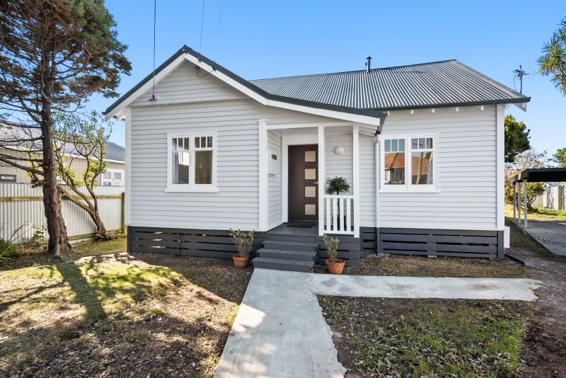 5 York Street, Moera, Lower Hutt - Carousel 2