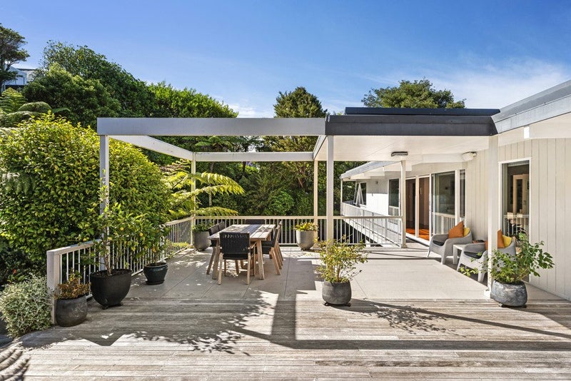5 Glentui Grove, Khandallah, Wellington - Carousel 2