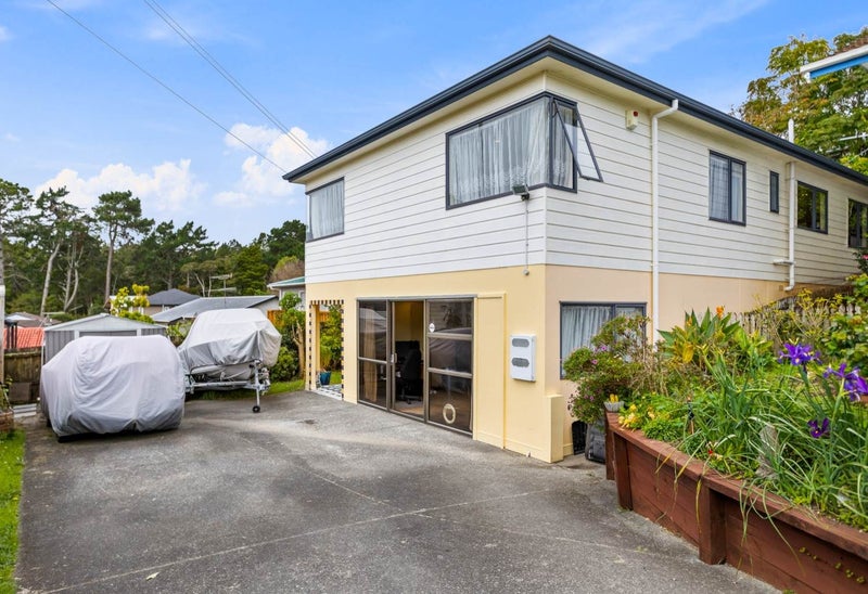 2/25 Anne McLean Drive, Bayview, Auckland - Carousel 1