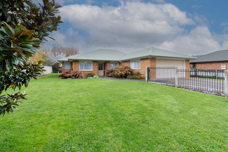 7 Dixon Road, Fitzroy, Hamilton - Carousel 2