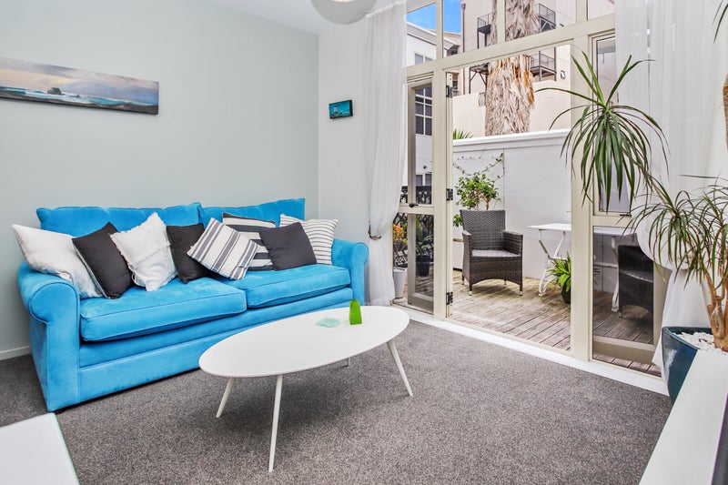 18/8 Burgoyne Street, Grey Lynn, Auckland - Carousel 1