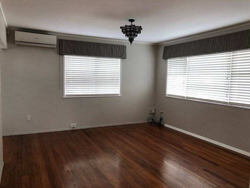 30 Convair Crescent, Mangere, Auckland - Carousel 2