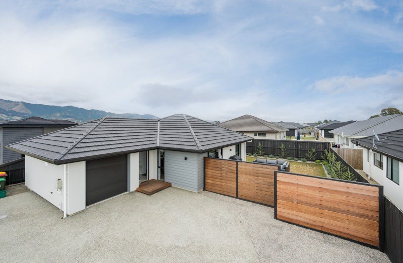 48 Midlane Crescent, Appleby, Richmond - Carousel 2