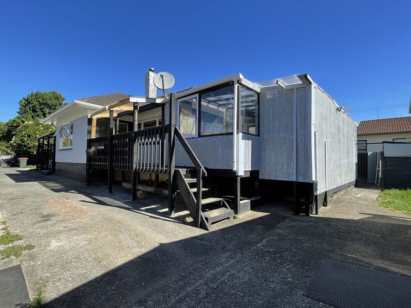 4 Jutland Road, Manurewa, Auckland - Carousel 2