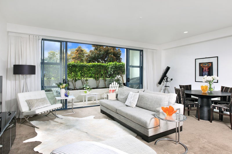 1H/220 Victoria Street West, Auckland Central, Auckland - Carousel 1