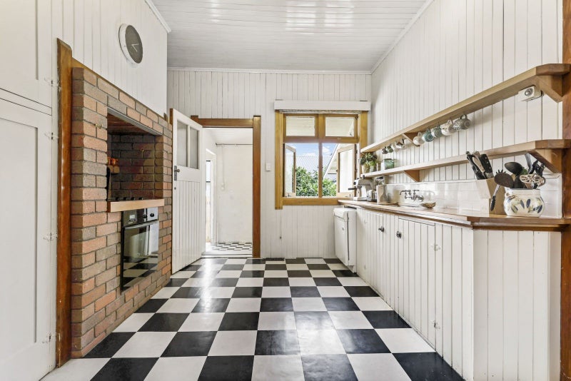 2/829 Heaphy Terrace, Claudelands, Hamilton - Carousel 2