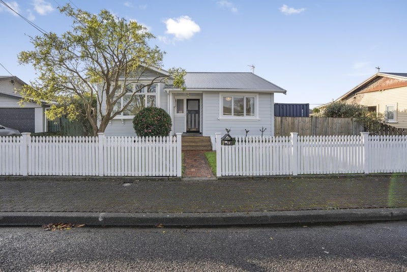 17 Montague Street, Alicetown, Lower Hutt - Carousel 1