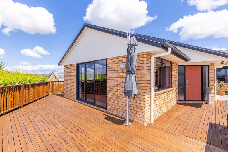 13 Hadrians Way, Nawton, Hamilton - Carousel 2