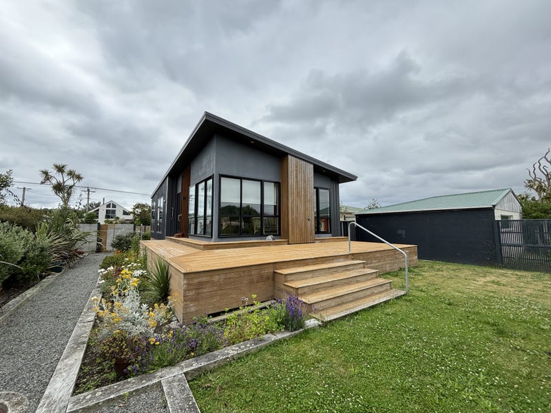 4 Rocking Horse Road, Southshore, Christchurch - Carousel 1