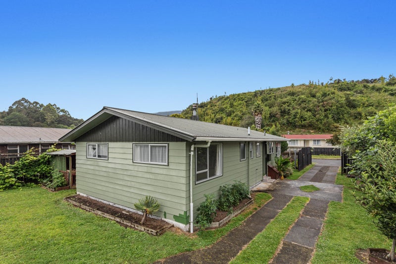 11 Ballantrae, Kawerau, Kawerau - Carousel 2