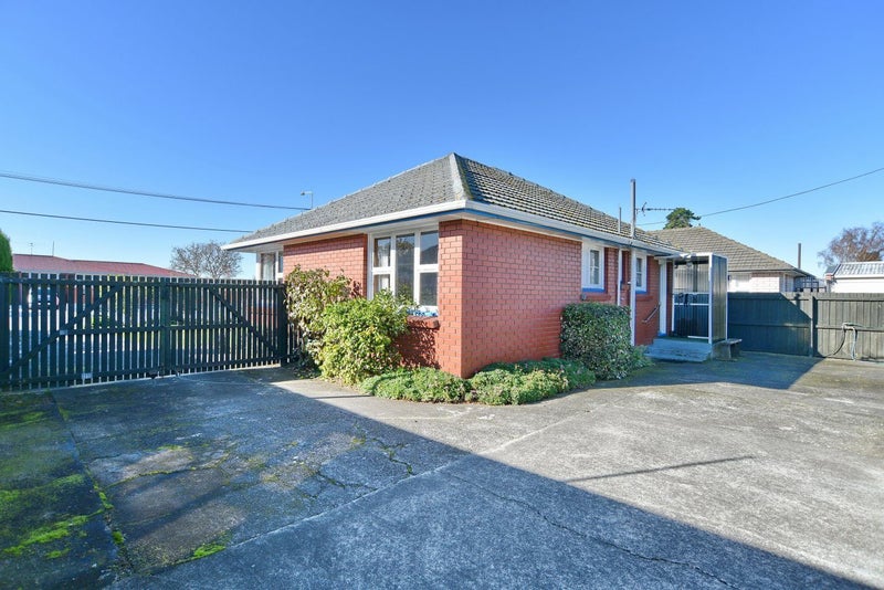 372 Breezes Road, Aranui, Christchurch - Carousel 22