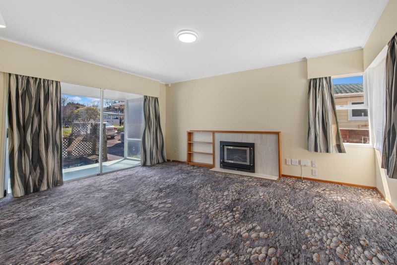 22 Udys Road, Pakuranga, Auckland - Carousel 2