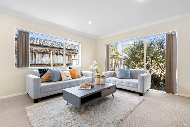 16 Ardkeen Place, East Tamaki, Auckland - Carousel 2