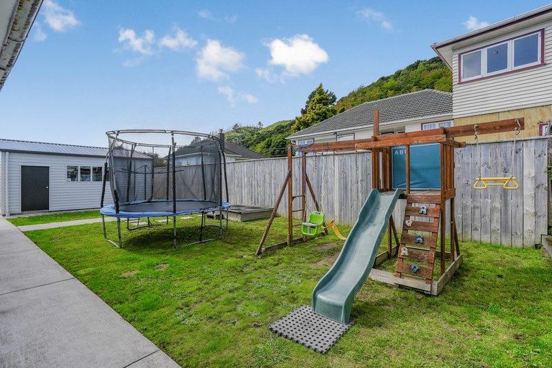 19 McKillop Street, Wainuiomata, Lower Hutt - Carousel 13