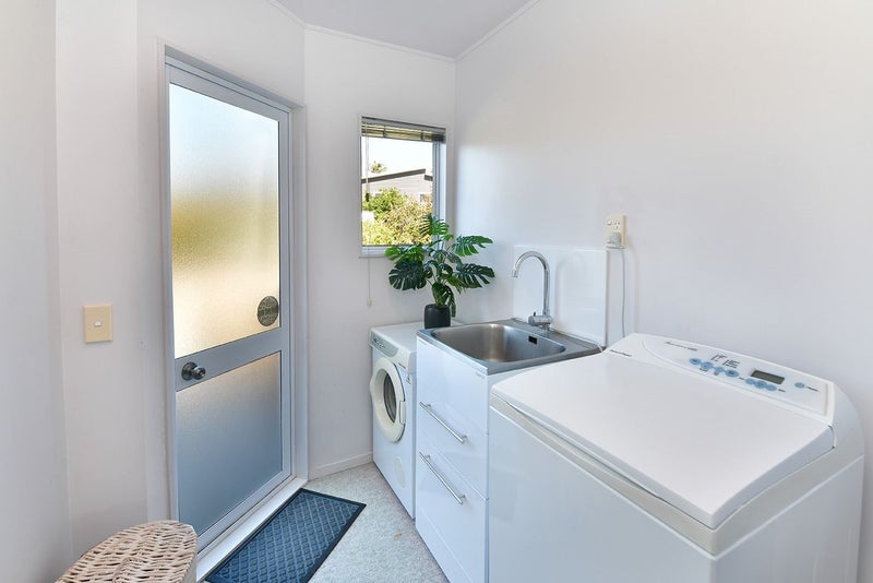 22 Mariners Grove, Algies Bay, Warkworth - Carousel 29