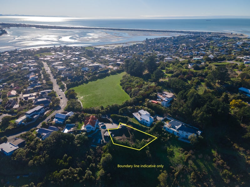 204A Cannon Hill Crescent, Mount Pleasant, Christchurch - Carousel 1