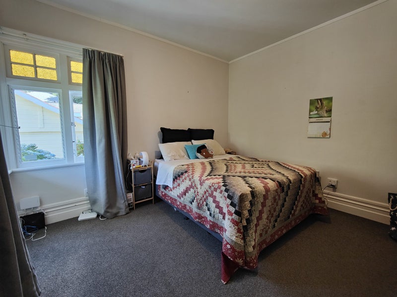 10 Governor Road, Northland, Wellington - Carousel 2