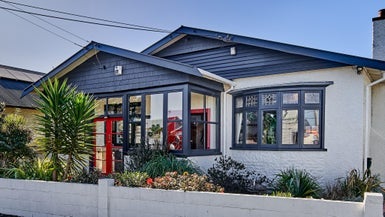 21 Campbell Terrace, Petone, Lower Hutt - Carousel 1