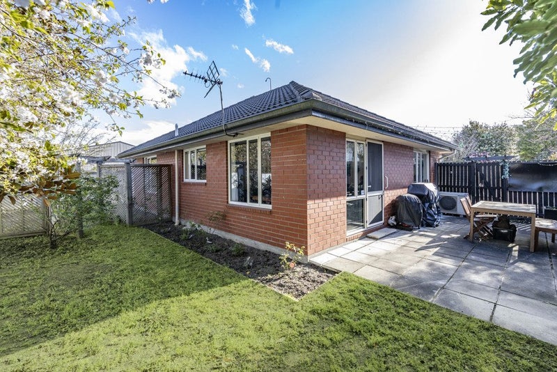 2/74 Russley Road, Russley, Christchurch - Carousel 1
