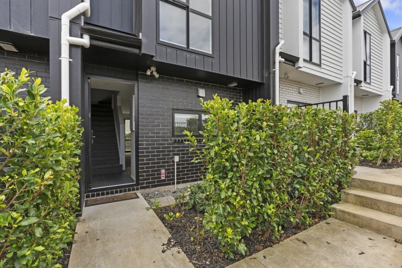 50D Spring Street, Onehunga, Auckland - Carousel 1