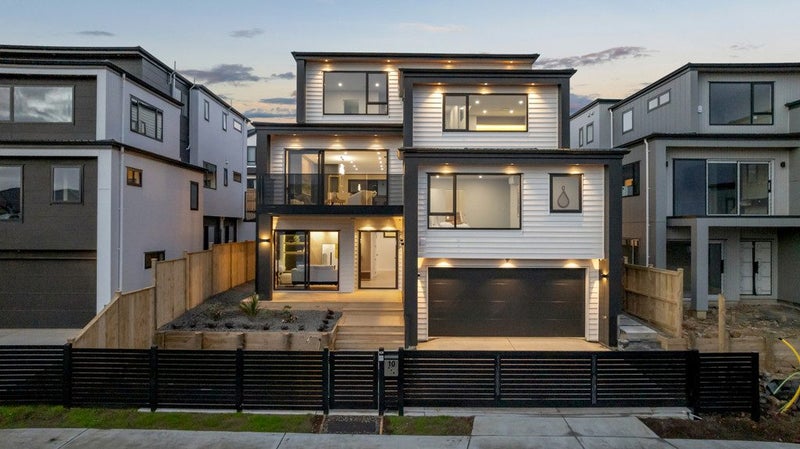 10 Mill Hill Close, Flat Bush, Auckland - Carousel 1